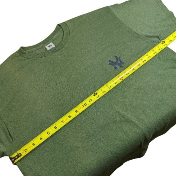 Men's New York Yankees Baseball Olive Green Heather Short Sleeve Tee - X-Large - Picture 11 of 12